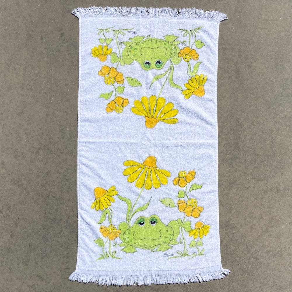 Frog Floral Vtg 1970s Cannon Fringe 21” x 36” Small Bath Towel (1)